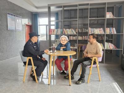 谭家榜社区：十九载离散终团圆 社区联合民警暖心助七旬老人寻亲
