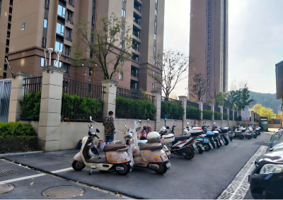 【创建惠民“解十难”143】加装电动车遮雨棚，办好群众“心头事”