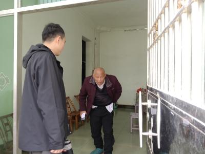 永兴社区：一抹党员红，温暖网格情