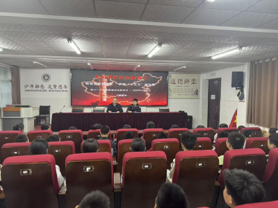 三斗坪派出所走进三峡初中开展国家安全日主题教育活动