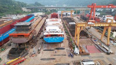 新能源造船“马力全开” 夷陵江森船厂订单排至2028年！