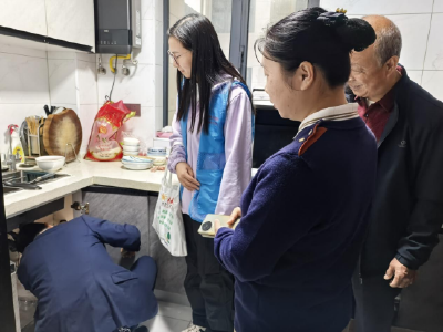 锦湖社区：情暖社区爱相伴 筑牢防线护平安