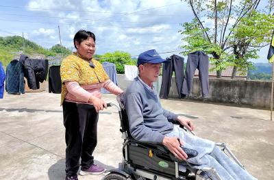 十二年寒来暑往 她用双手扛起家人的稳日子