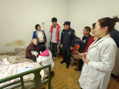 健康体检暖民心 关爱入户见真情