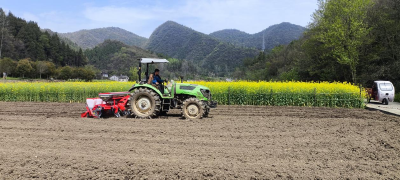 开展社会化服务  农田托管促增收