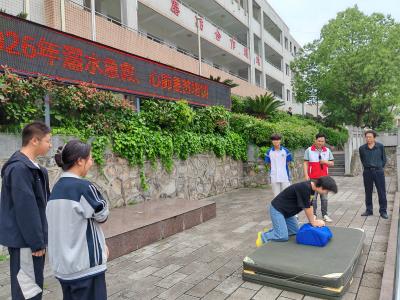 分乡初级中学开展溺水急救知识专题培训