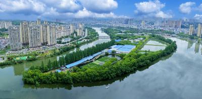 大雨停歇 夷陵城区碧空如洗