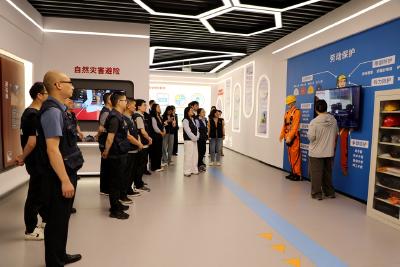 沉浸式践学强本领 守牢底线护平安