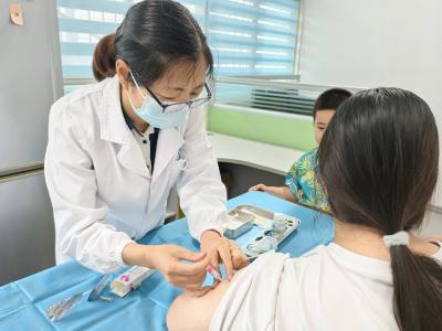 三斗坪镇卫生院：免费接种HPV疫苗，守护女孩健康成长
