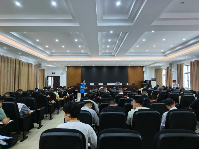 东城试验区对社区矫正对象开展突击尿检及法治宣传活动