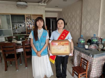 平云社区：喜报送到家 拥军暖人心