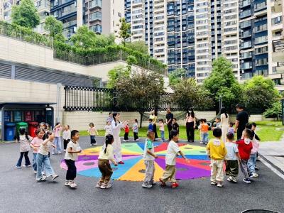 山海大观分园：零距离陪伴 共睹成长时光