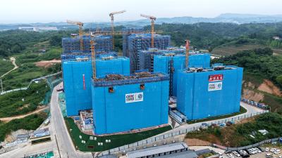 宜昌高铁北站安置房建设项目（万家畈居民点一期）主体结构全面封顶