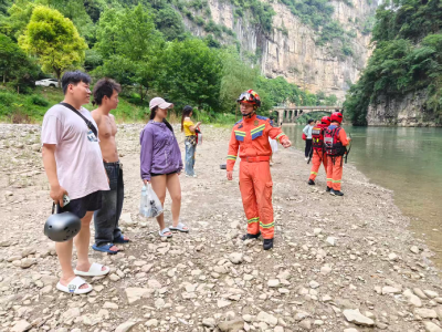 筑牢夏日安全防线   护航百姓戏水平安
