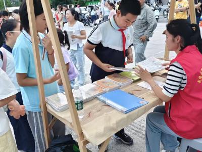 长江市场社区：“未来因你·灿若星河 ”垃圾分类点亮绿色新风尚
