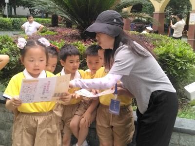 港虹社区：入户入铺入童心 垃圾分类润民心