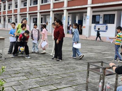 下堡坪乡：童心向党展笑颜 “四JING”游园乐翻天