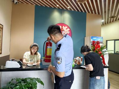 东城社区开展消防安全专项检查