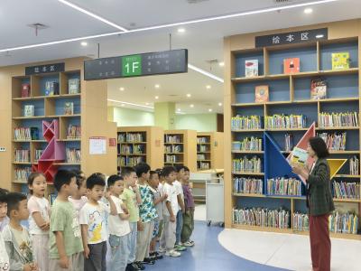 梅子垭分园：解锁图书馆奇妙研学之旅