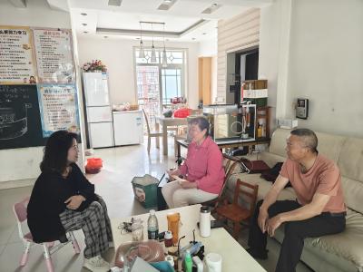 梅子垭村：粽叶飘香迎端午 暖心走访送安康