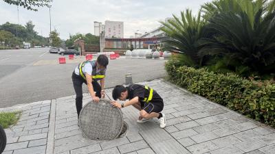 全力排查市政隐患 筑牢平安高考通道