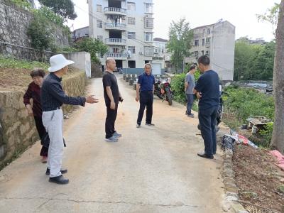 丁家坝社区：践行“三访三化” 破解居民生活“堵心事”