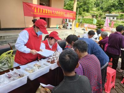 茶香伴医韵 义诊惠林区