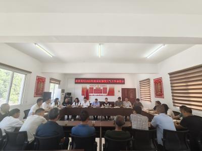 唐家坝村：下沉基层解民忧 酷暑服务暖人心