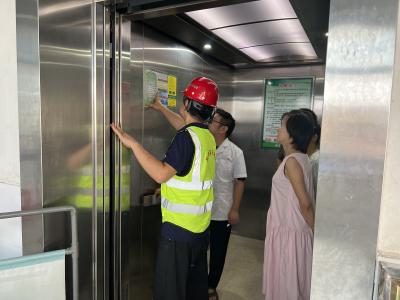 分乡镇中心卫生院：以演练防风险隐患 以责任护医患平安
