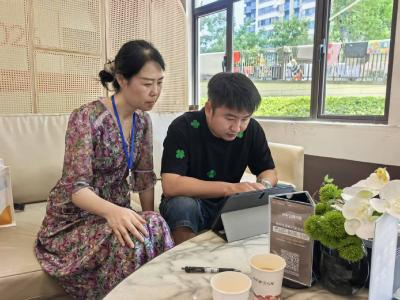 望江社区：问卷访查知素养 精准服务护民生