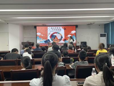 谭家榜社区：非遗进暑托 巧编八股绳