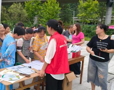 雾渡河镇：夏曲悠扬 送岗护航