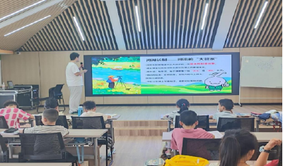 锦云社区：童心护碧水，共筑绿色梦
