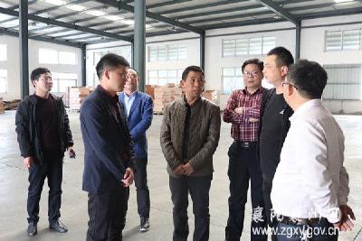 襄州区领导调研城区菜市场标准化新建和改造升级工作