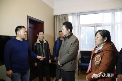 襄州区领导走访看望政协委员