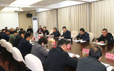 襄州区召开扶贫攻坚12月工作例会