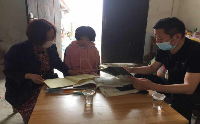 龙王镇中心小学：开展“线下”走访活动