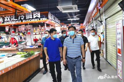 刘明锋：加强节日期间食品监管   确保市民舌尖上的安全