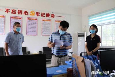 刘明锋：提升治理水平 壮大集体经济 推进乡村振兴工作