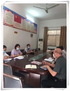 襄州区老干部局副局长王云峰同志到农技中心调研指导工作