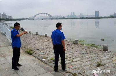 襄州城管：加大对非法售卖汉江野生鱼流动商贩打击力度