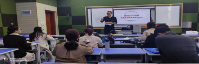同台竞技百舸争流 各施妙招尽显风采——襄州区初中英语“优质课教师”评选活动在区七中举行