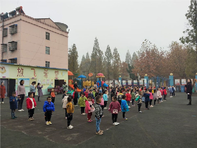 黄集镇中心幼儿园：开展“诵读经典 润泽童心”活动