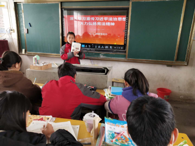 襄州区各中小学开展“宪法宣传周”活动