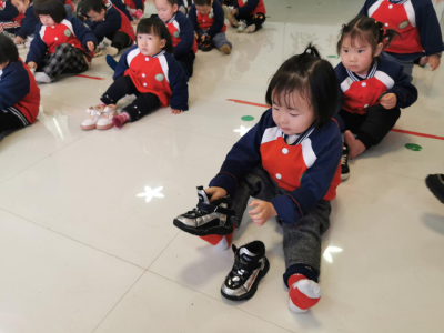 襄州区中心幼儿园举行第二届幼儿生活技能大赛