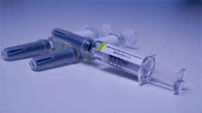 国内首个单针接种的新冠疫苗来了！安全性、有效性如何？白岩松专访陈薇院士