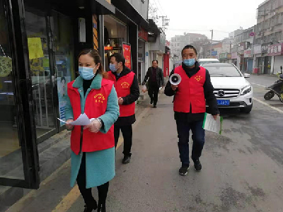 云湾光彩小学：党员“双报到” 助力社区防控工作