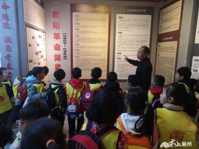 黄龙：红色教育从幼儿园抓起