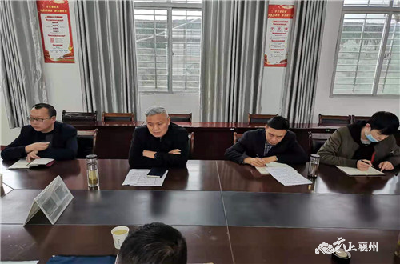 襄阳市学生资助和学校后勤服务指导中心调研襄州学校后勤工作