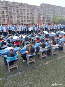伙牌镇：防溺水教育 为学生加一道生命安全“防护锁”